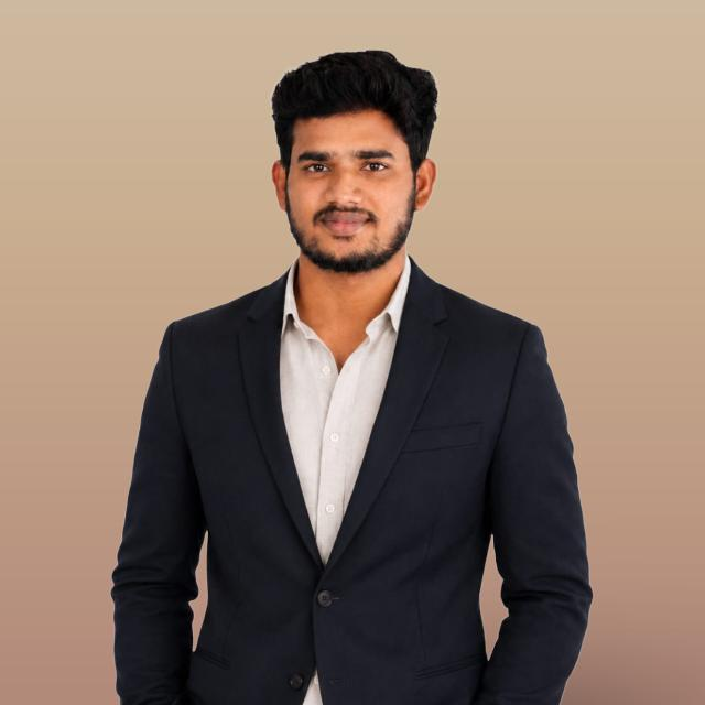 Praveen Kaviarasan - Founder & Technical Director at Zooye Info Technologies