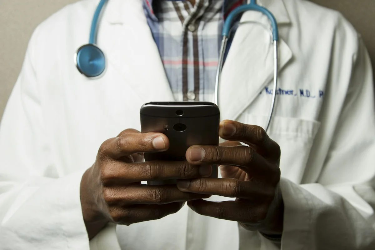 Aura MedClinic Telehealth & Booking